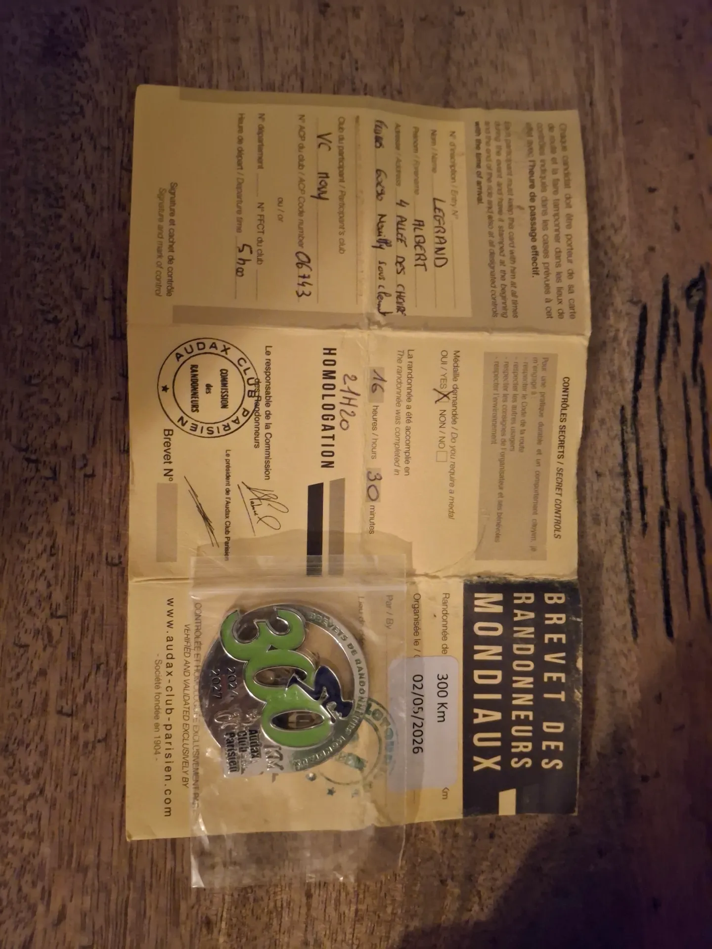 Carte de route du Brevet des Randonneurs Mondiaux avec la médaille des 300 km homologuée le 2 mai 2026 au nom d'Albert Legrand