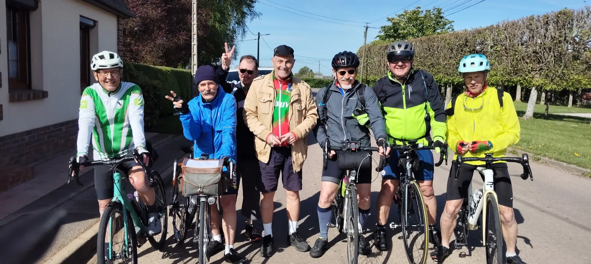 Peloton de cyclotouristes en formation pendant le Picardo Normand 2026