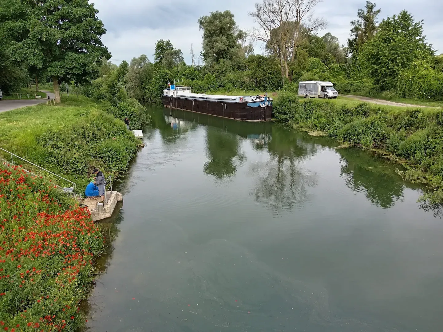 Canal de la Somme aperçu pendant le deuxième circuit de la randonnée